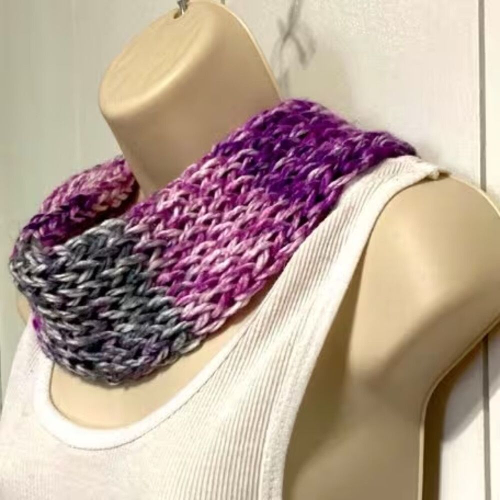 Infinity Scarf Gray Purple Lilac White Accents Handmade Knitted Ombré 26 x 4 in - Picture 6 of 7